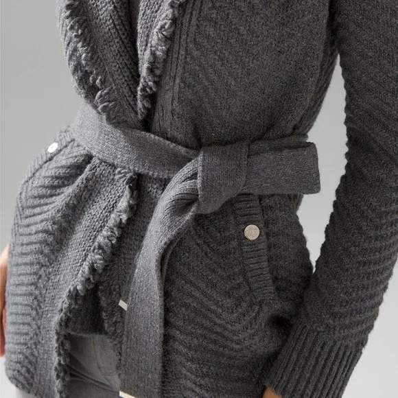 WHBM $140 NWT Fringe Shawl Sweater Coat Cardigan Jacket Grey S M - Picture 4 of 8